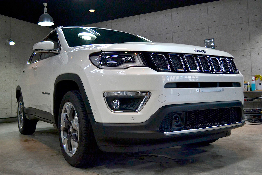 jeep_Compass_白_001.jpg