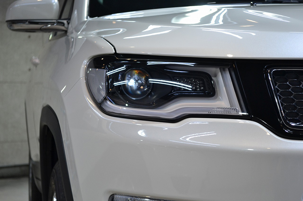 jeep_Compass_白_002.jpg