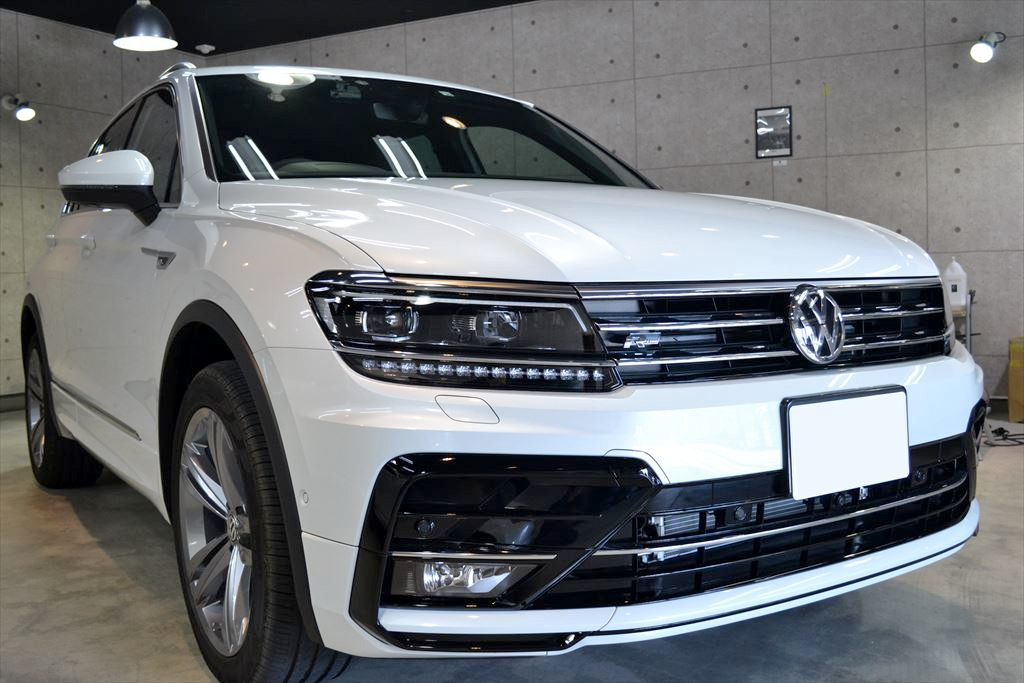 Tiguan_white_001