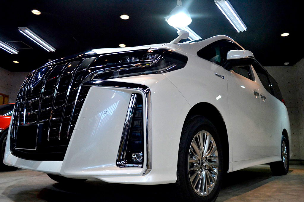 alphard_white_005