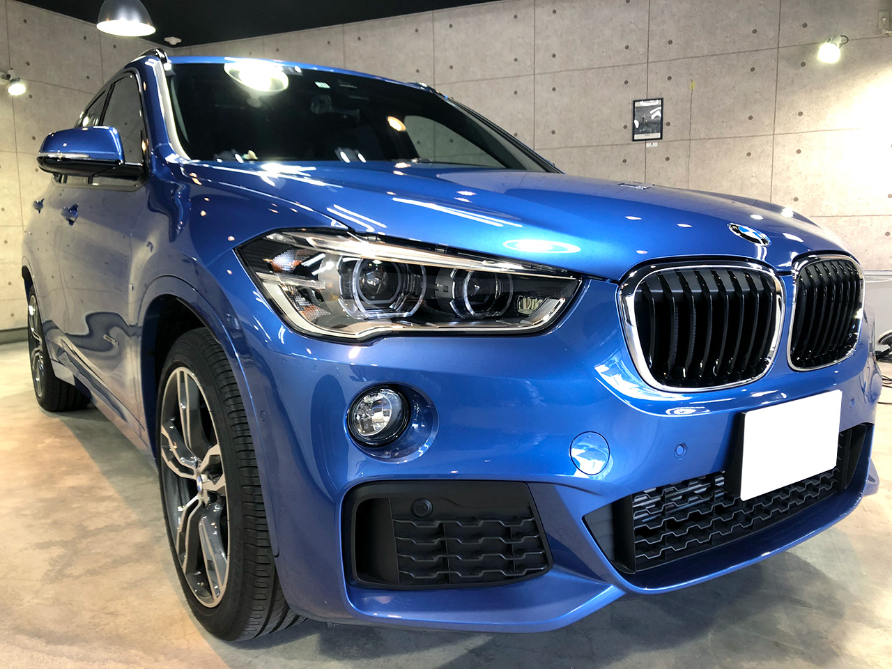 bmw_x1_blu_001