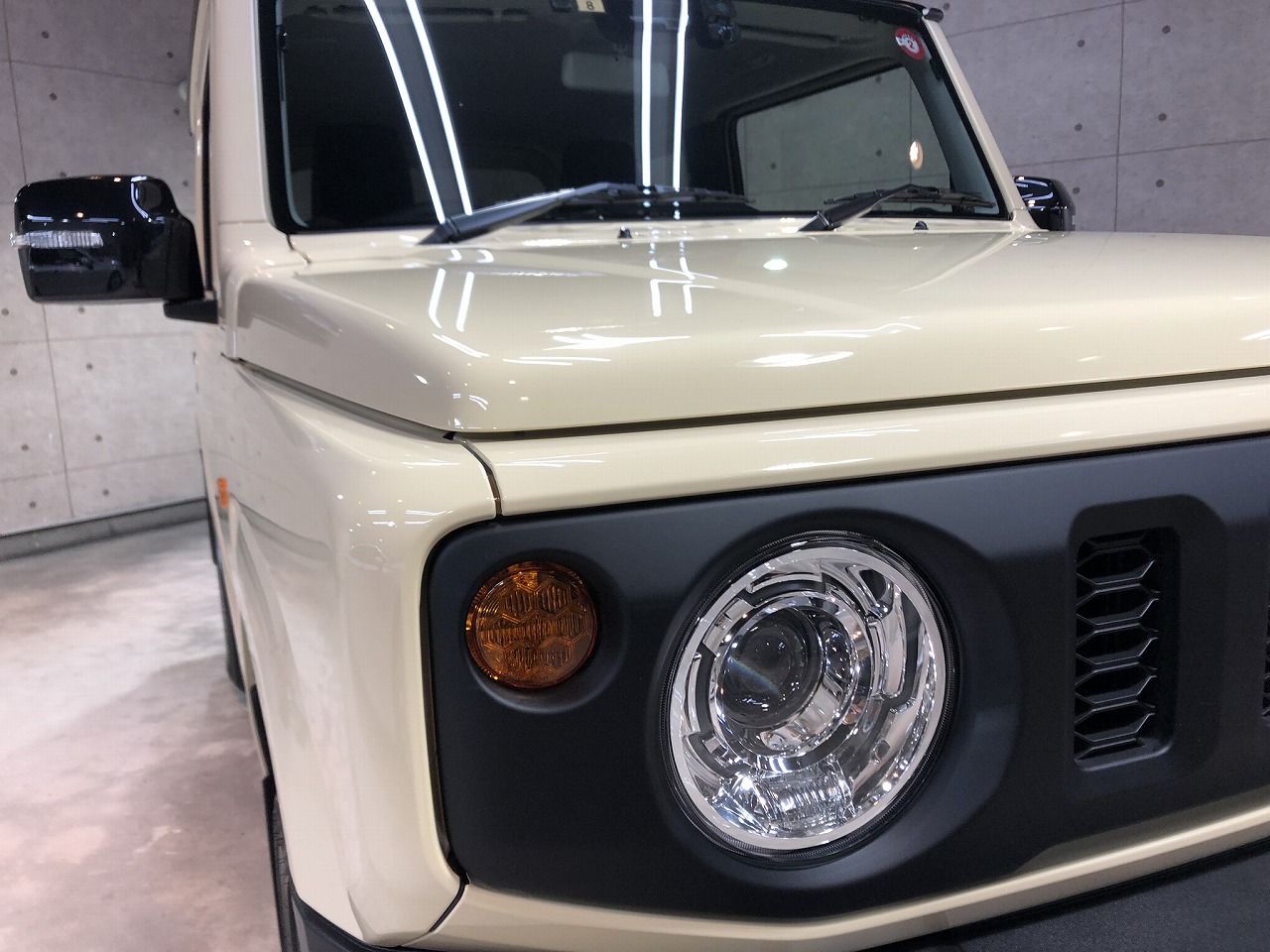 Jimny_khaki_002