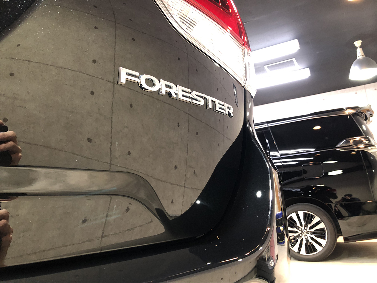 Forester_black_006