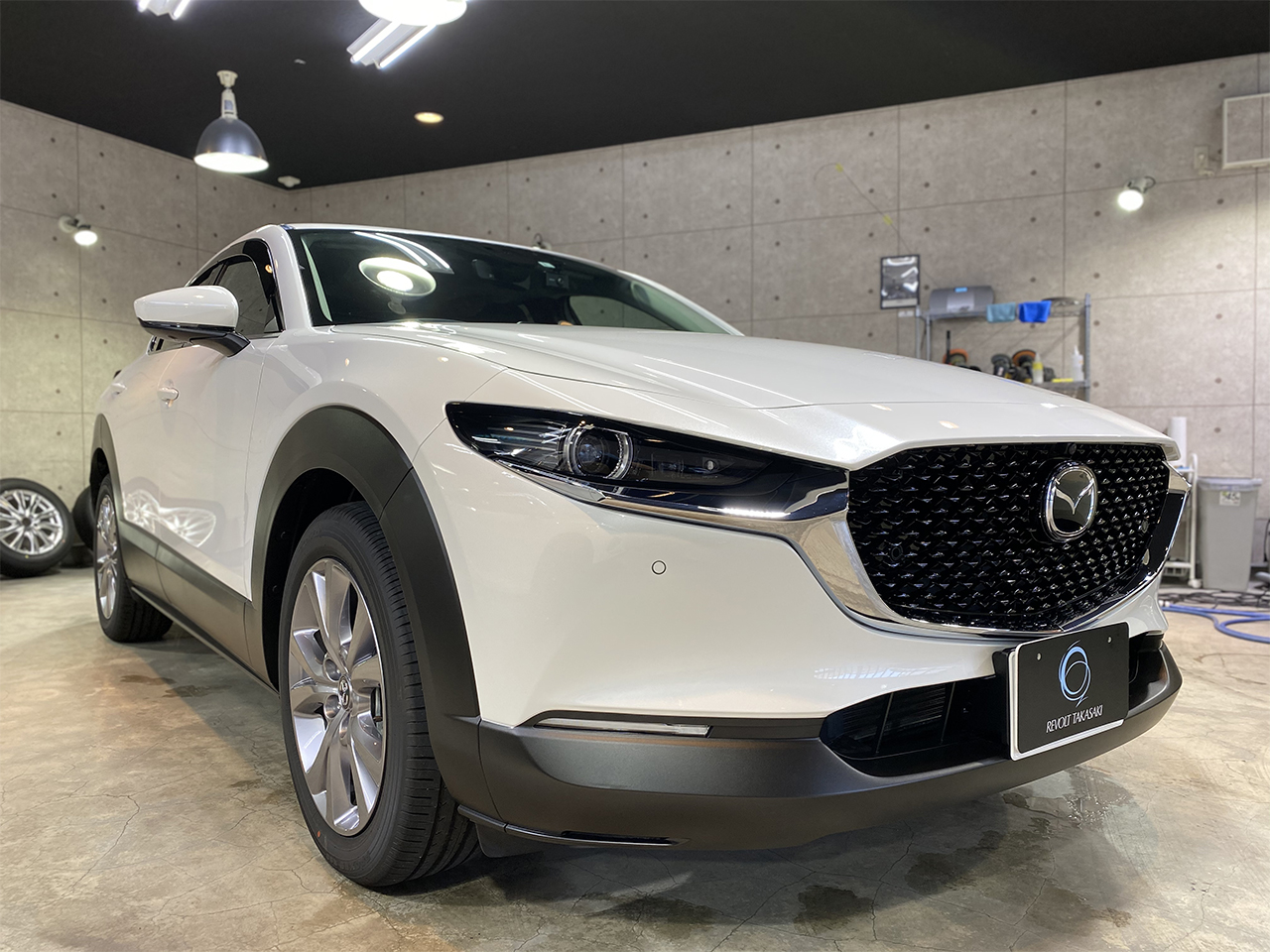 cx-30_MAZDA_白_001